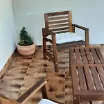 Ivan Apartamento Vantacici
