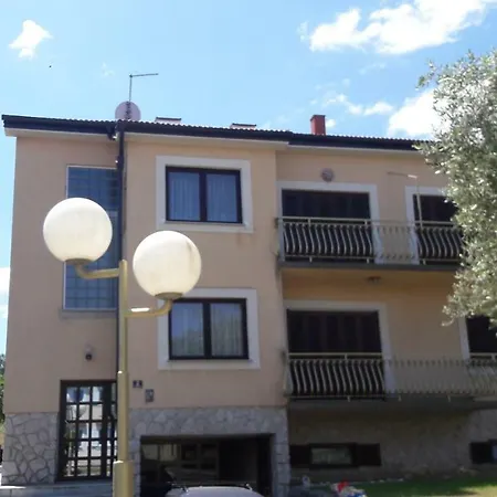 Apartament Ivan